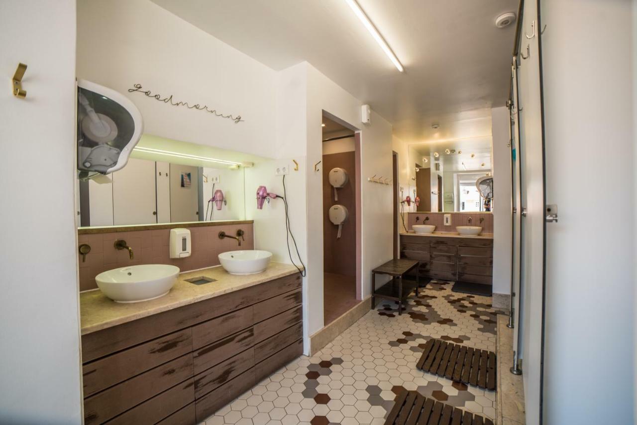 Goodmorning Solo Traveller Hostel * Lisbon
